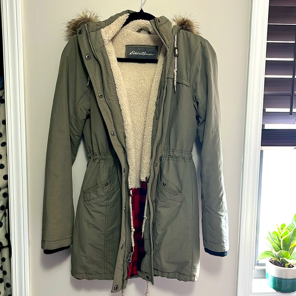 Eddie Bauer Army Green Sherpa Lined Winter Coat